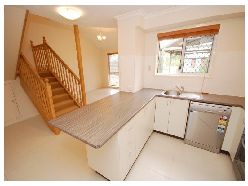 2/38 Venner Road, Annerley QLD 4103