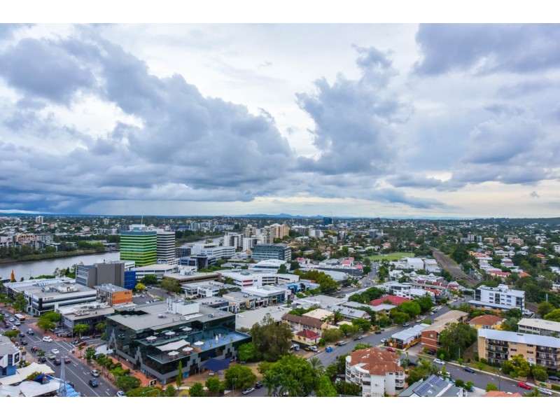 55 Railway Tce, Milton QLD 4064
