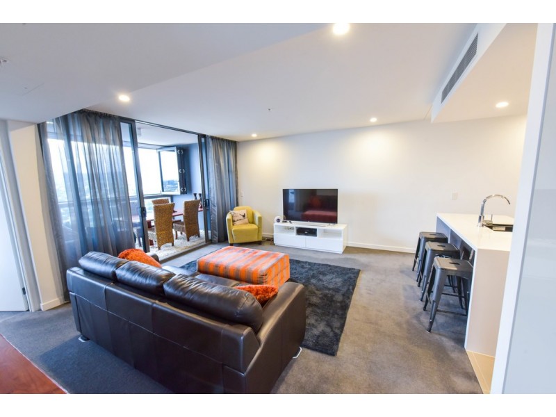 55 Railway Tce, Milton QLD 4064