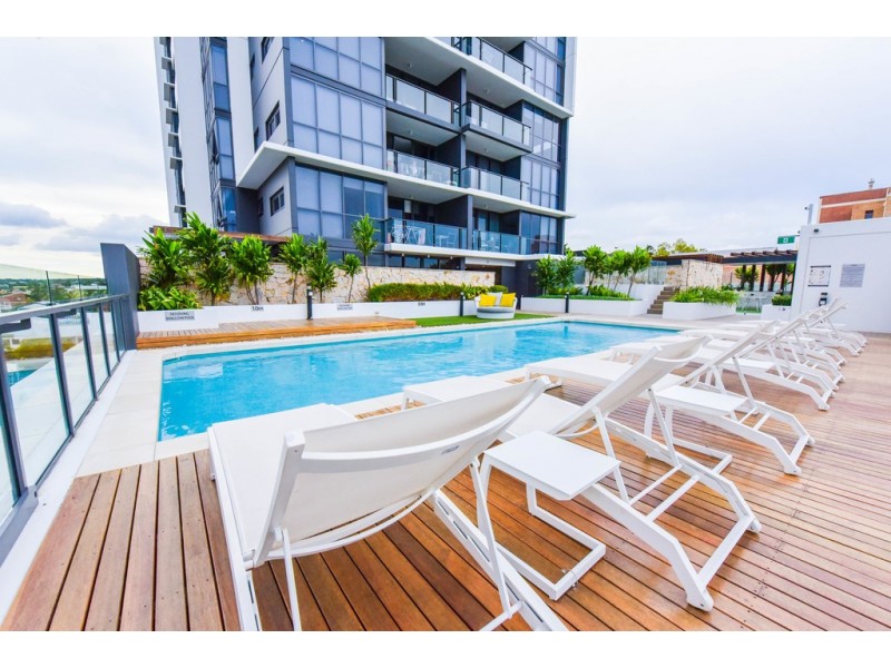 55 Railway Tce, Milton QLD 4064