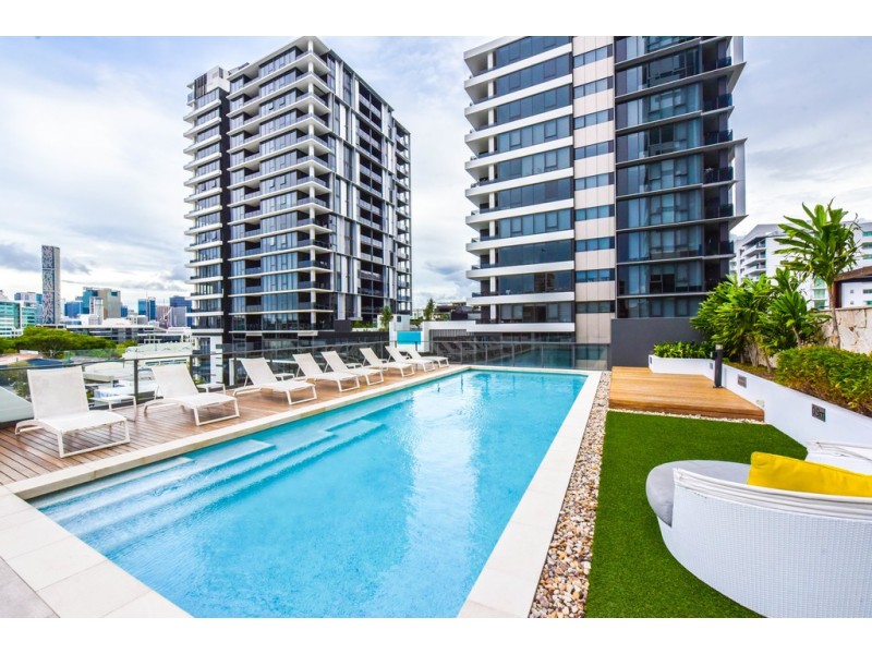 55 Railway Tce, Milton QLD 4064
