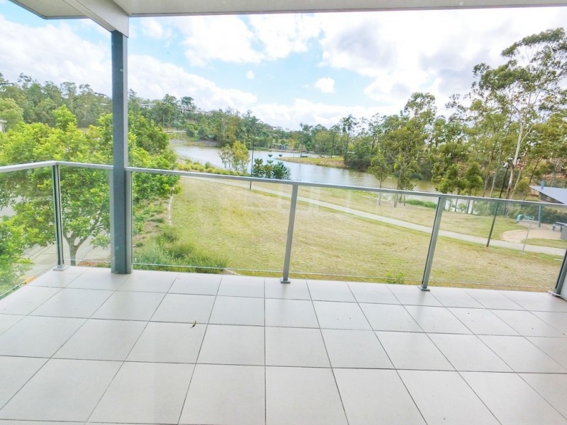 2 Lakes Entrace Drive, Springfield Lakes QLD 4300