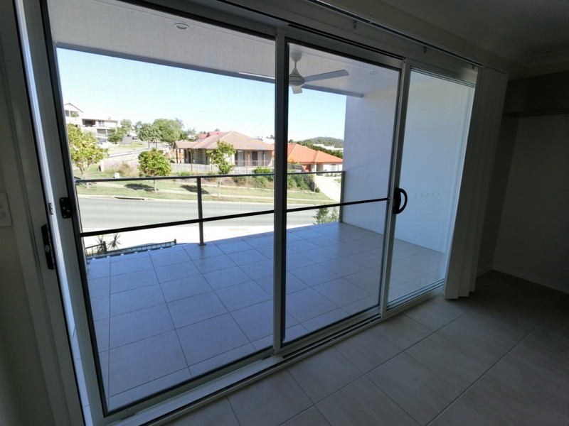 2A Lakes Entrance Drive, Springfield Lakes QLD 4300