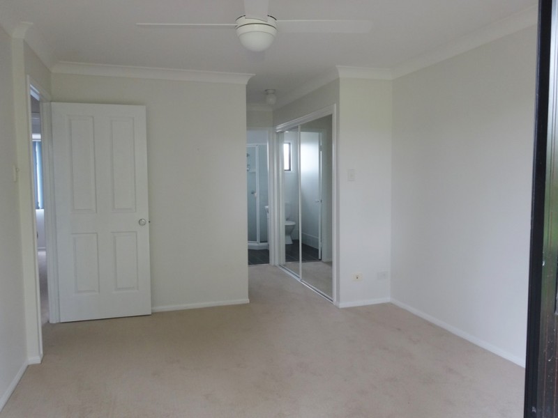 11 Federation Street, Wynnum West QLD 4178