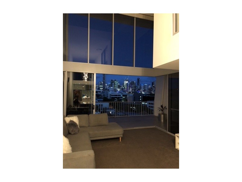 31/15 Walsh Street, Milton QLD 4064