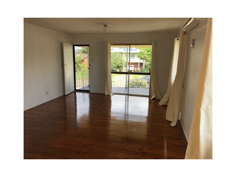 12 Evelyn Street, Kallangur QLD 4503