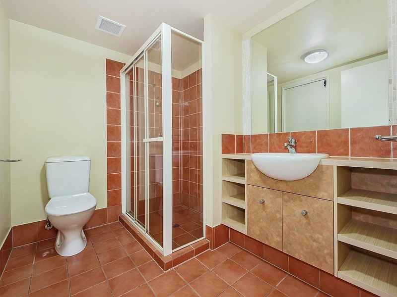 114/4 University Drive, Robina QLD 4226