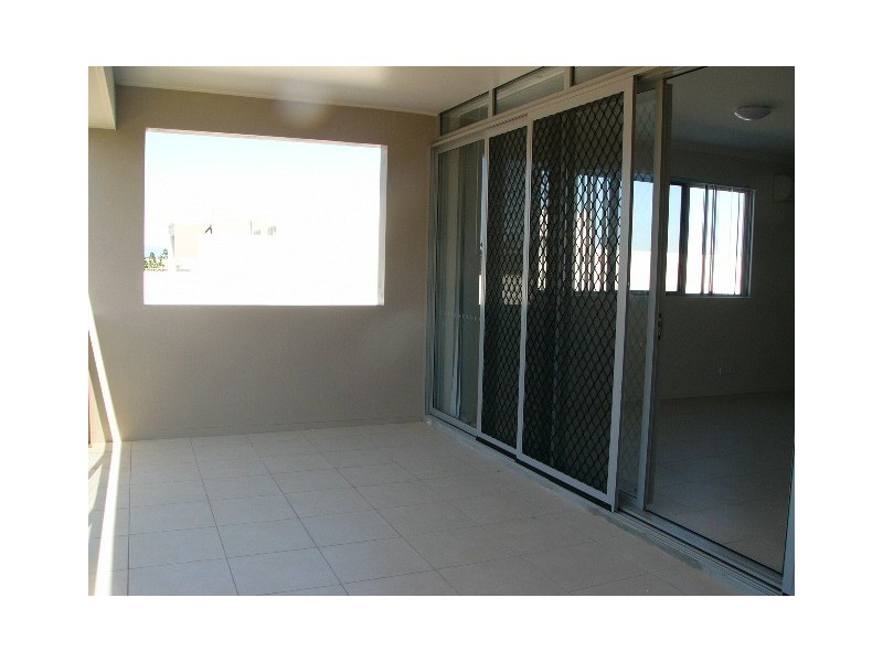 3 McLennan Court, North Lakes QLD 4509