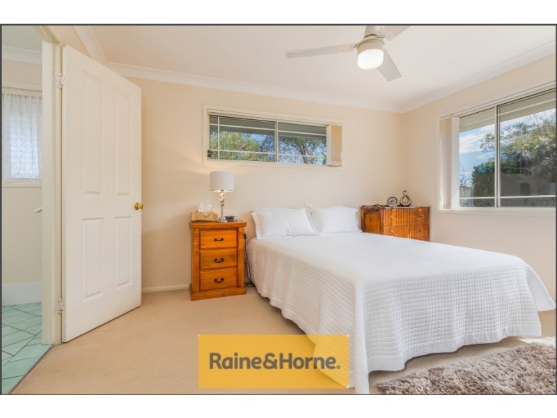 1a/8 Gemview St, Calamvale QLD 4116