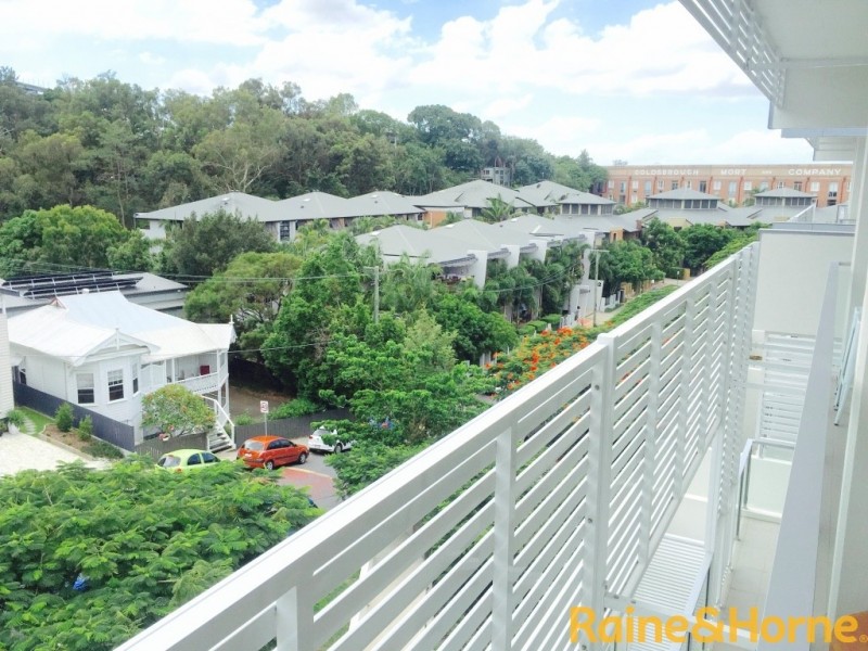 41 Beeston St., Teneriffe QLD 4005