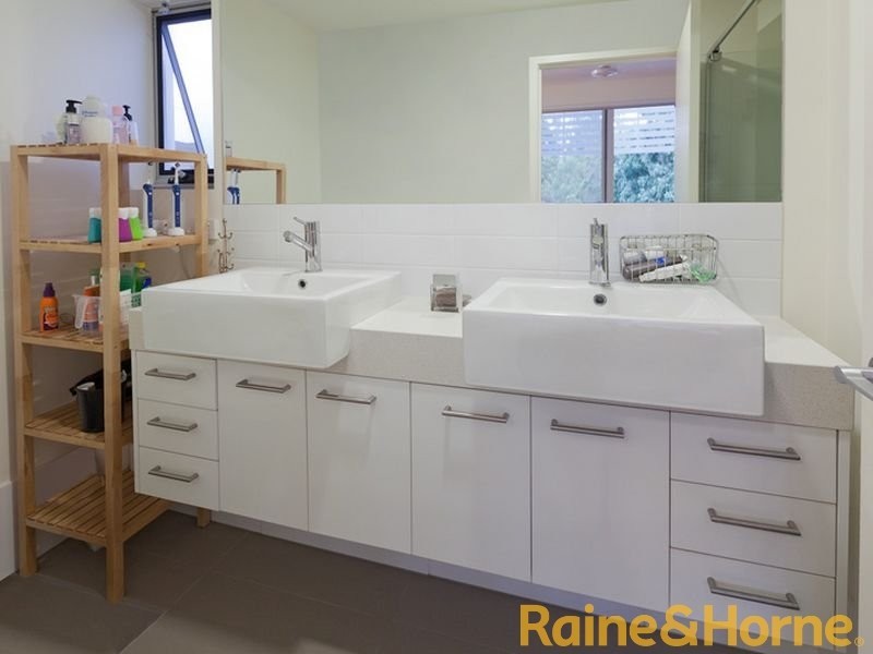 41 Beeston St., Teneriffe QLD 4005