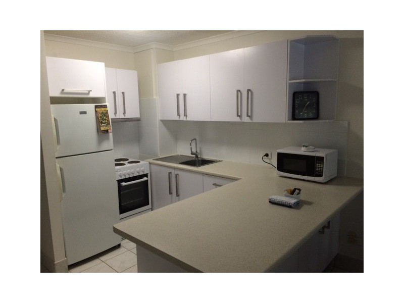 38 Enderley Ave, Surfers Paradise QLD 4217