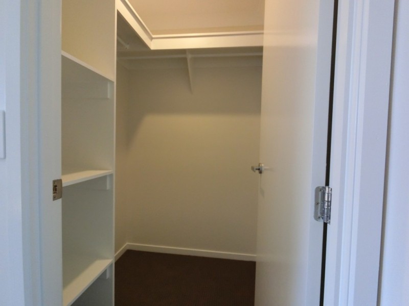 2D Lakes Entrance Drive, Springfield Lakes QLD 4300