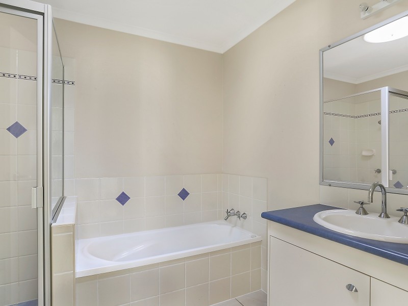 21 Tripcony Place, Wakerley QLD 4154