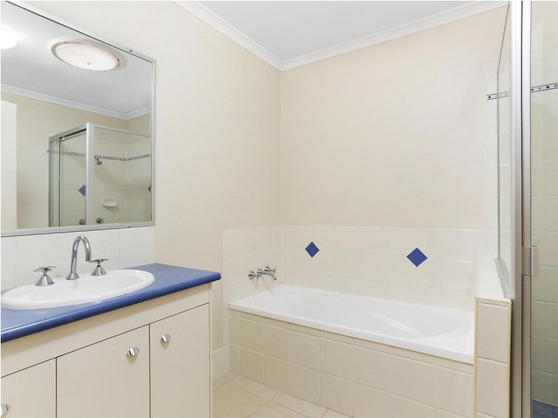 21 Tripcony Place, Wakerley QLD 4154