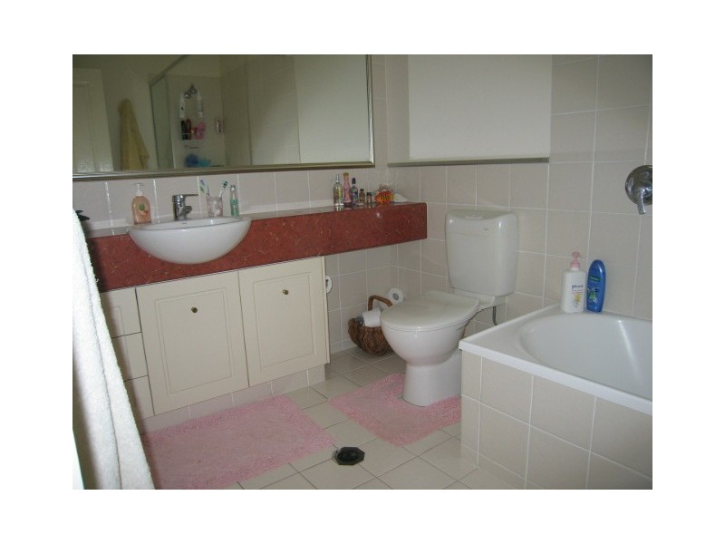 Hope Island QLD 4212