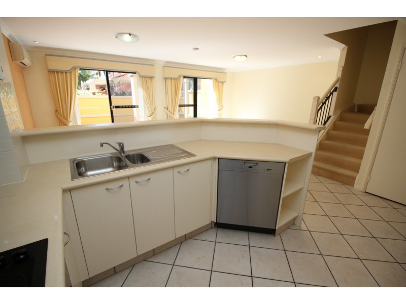 6 Harbourview Court, Cleveland QLD 4163