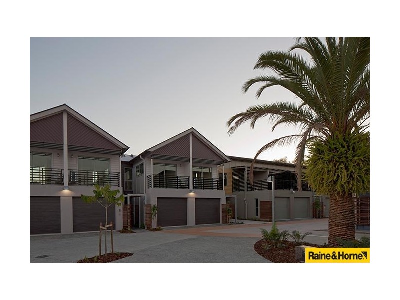 12/123 Barrack Road, Cannon Hill QLD 4170