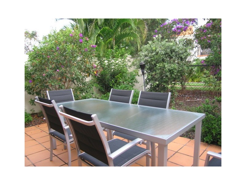 Hope Island QLD 4212