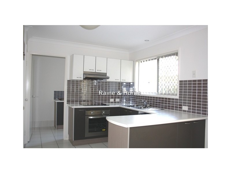 8/220 Government Road, Forest Lake QLD 4078