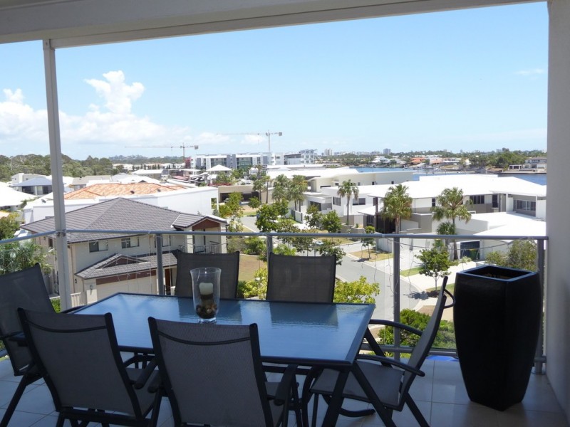 68/7 Grand Parade, Kawana Island QLD 4575