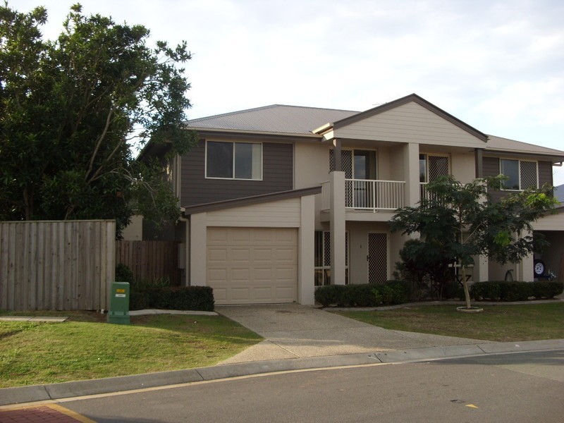 1/11  Pyranees Street, Calamvale QLD 4116