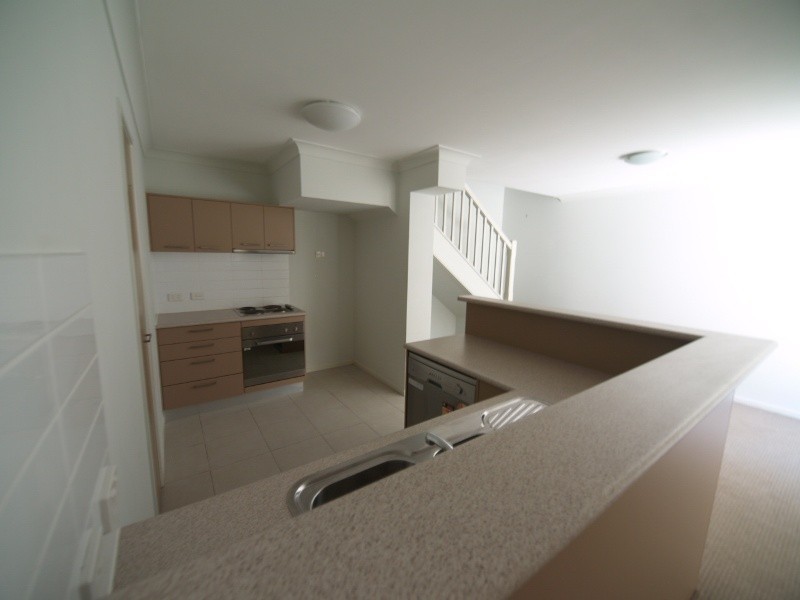 AMO / 30 Fleet Drive, Kippa-ring QLD 4021