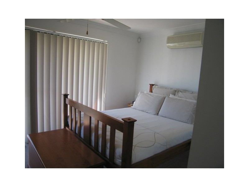 90/60 Caseys Rd, Hope Island QLD 4212