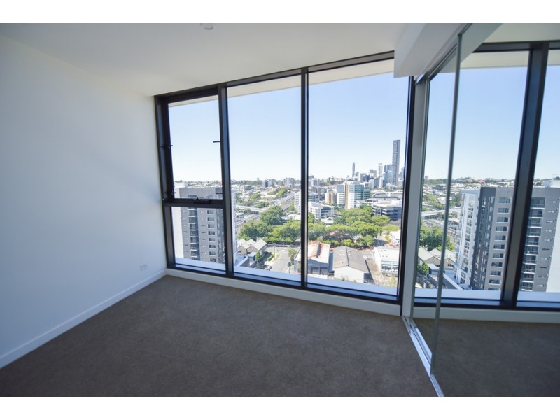 22 Railway Tce, Milton QLD 4064