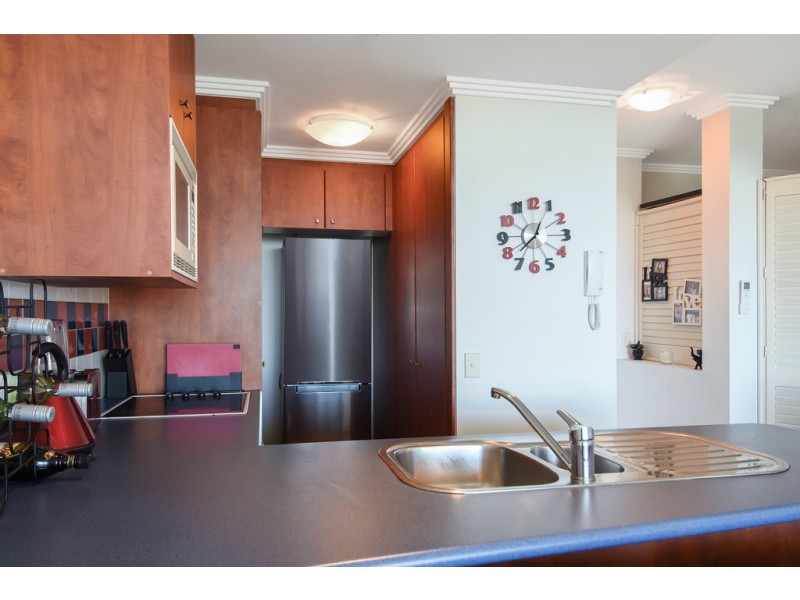 405/182 Marine Parade, Labrador QLD 4215