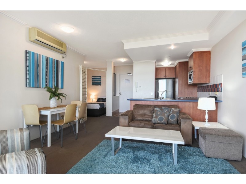 506/182 Marine Parade, Labrador QLD 4215