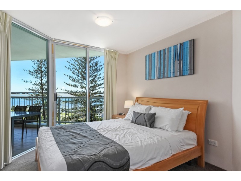 506/182 Marine Parade, Labrador QLD 4215