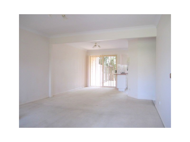 15/121 Golden Avenue, Calamvale QLD 4116