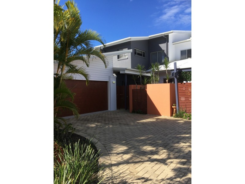 Coombabah QLD 4216