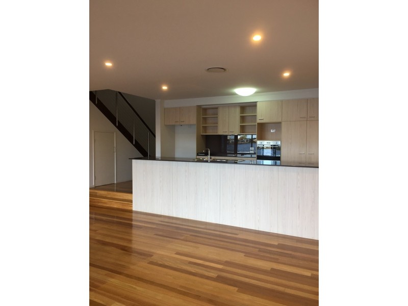 Coombabah QLD 4216