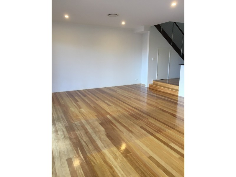 Coombabah QLD 4216