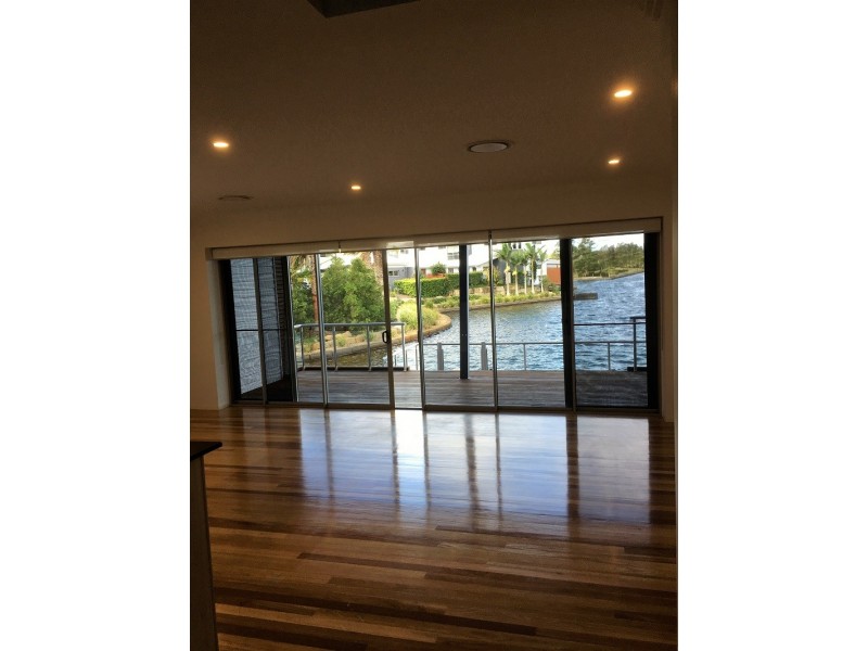 Coombabah QLD 4216