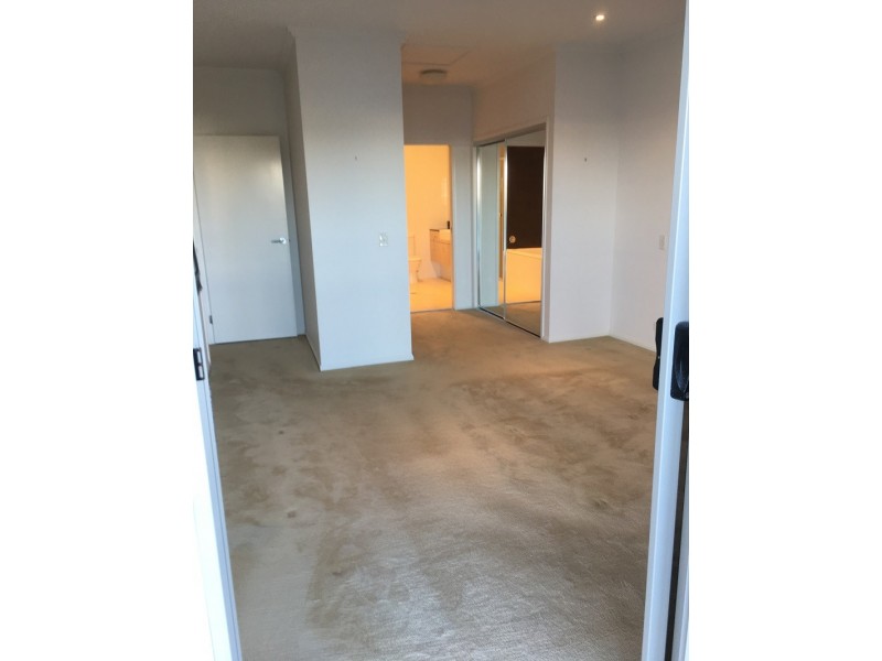 Coombabah QLD 4216