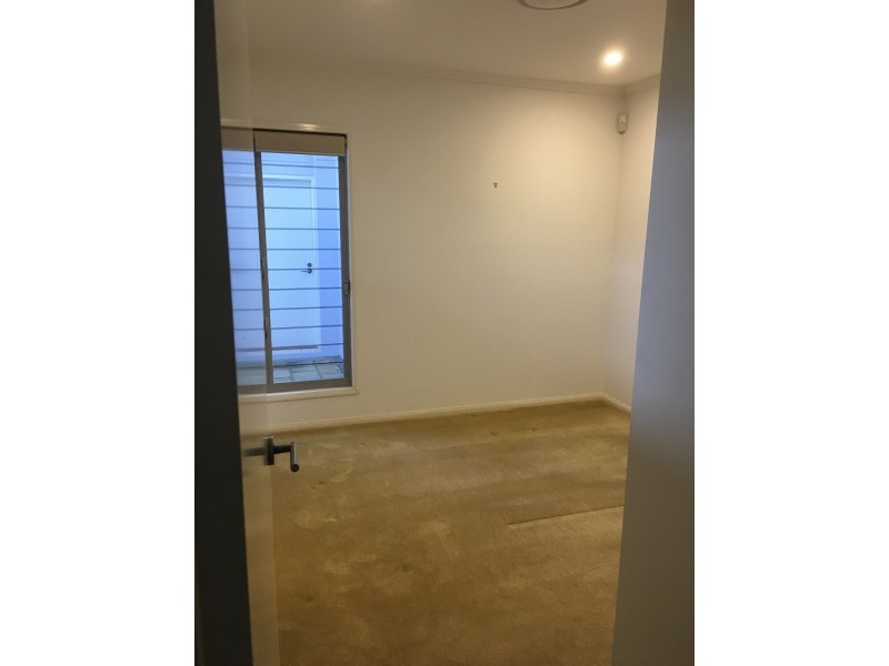 Coombabah QLD 4216