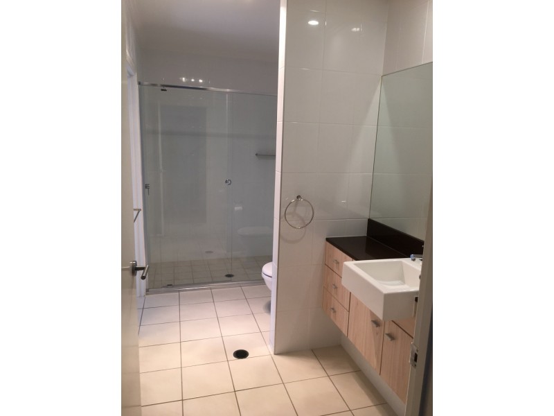 Coombabah QLD 4216