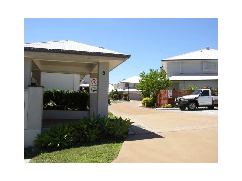 Mount Ommaney QLD 4074