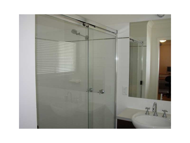 Mount Ommaney QLD 4074