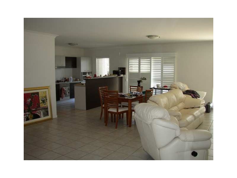 Mount Ommaney QLD 4074