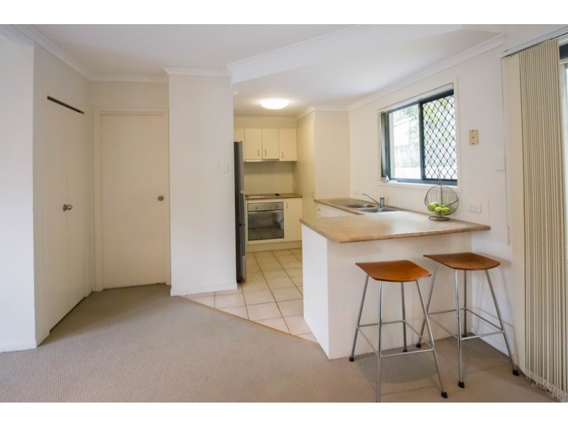 63/250 Sumners Road, Riverhills QLD 4074