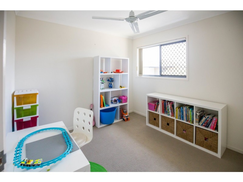 63/250 Sumners Road, Riverhills QLD 4074