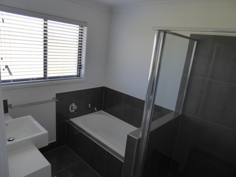 26/60 grahams rd, Strathpine QLD 4500