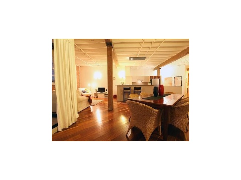 54 Vernon Tce, Teneriffe QLD 4005