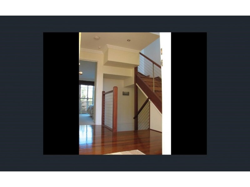 3/46 Highview Terrace, St Lucia QLD 4067