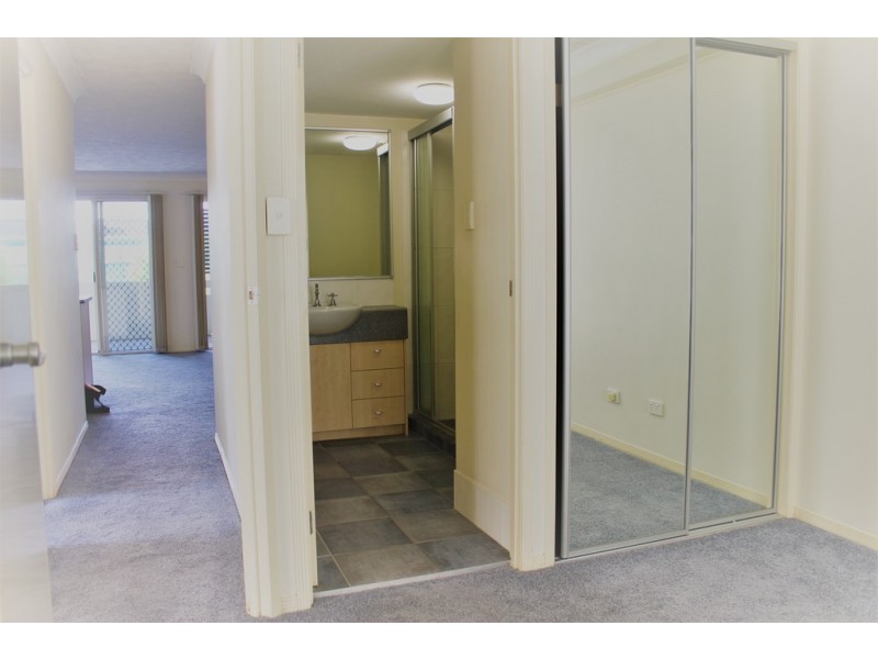 3 / 69 Coonan Street, Indooroopilly QLD 4068