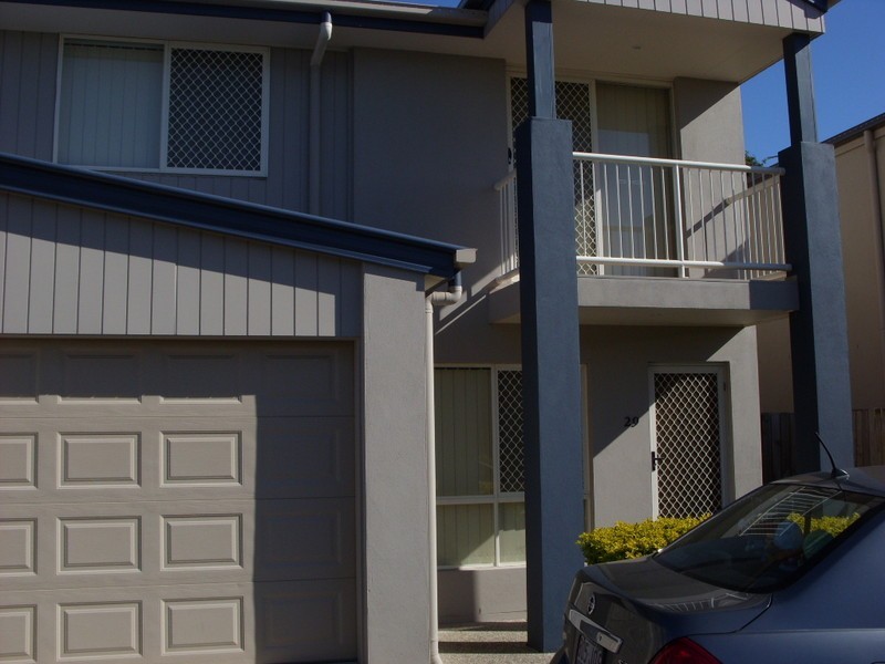 11 Pyranees Street, Calamvale QLD 4116